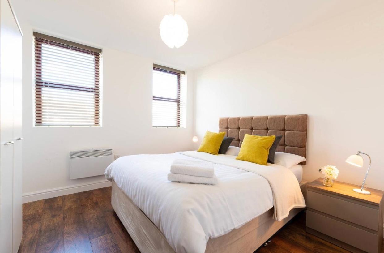 City Apartments By Elegance Living Peterborough Extérieur photo