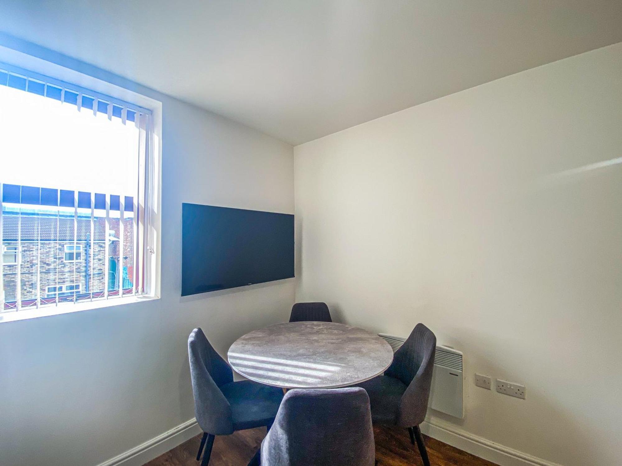City Apartments By Elegance Living Peterborough Extérieur photo