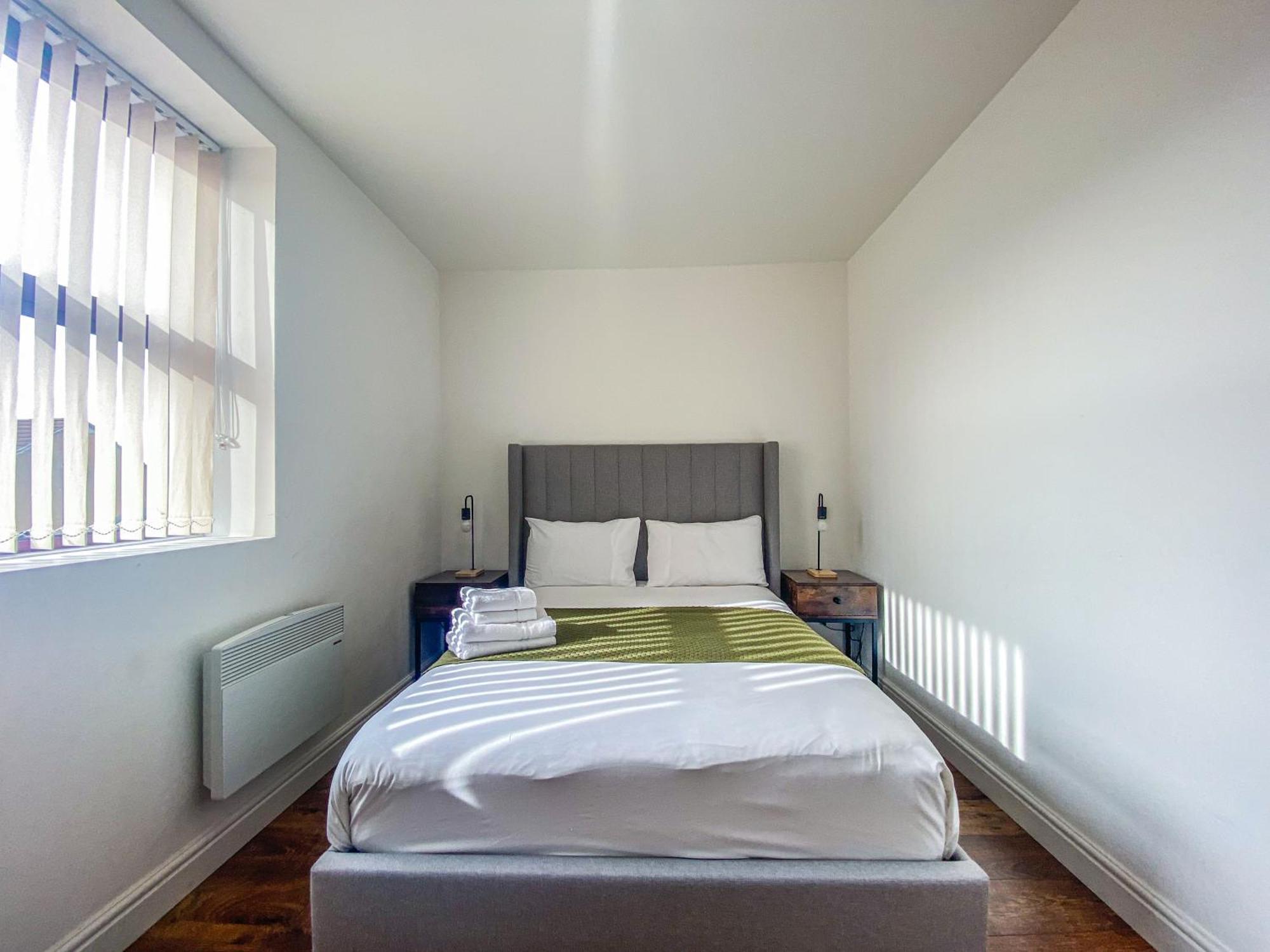 City Apartments By Elegance Living Peterborough Extérieur photo